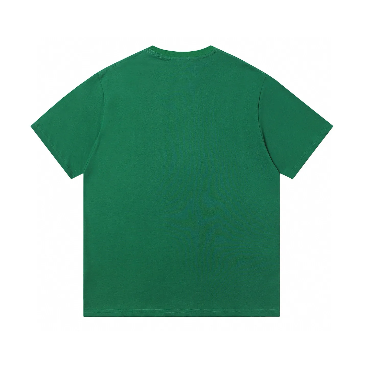P126 Style number: 505 Ralph Lauren/Ralph Lauren 25ss new summer silicone Polo embossed round neck T-shirt. The main logo on the neck has a QR code mark, which can be scanned for verification. The 3D silicone three-dimensional English letter logo is embossed to distinguish low-quality products on the market. 32 counts, 240g hydrophilic toner, 100% cotton fabric, comfortable and soft, highly breathable, focusing on high-end cost-effectiveness, needless to say good quality. Available in a variety of colors, both boys and girls can try this genderless style, giving them a yuppie tone in no time. Immerse yourself in your leisurely style, and have your own style in retro. Natural, vivid and very French romantic feelings, perfectly integrating youthful atmosphere and trend. Color: white, black, navy blue, dark green Size: S-xL S Shoulder width 44 Bust 104 Sleeve length 23 Clothing length 72 M Shoulder width 45 Bust 108 Sleeve length 24 Clothing length 74 L Shoulder width 46 Bust 112 Sleeve length 25 Clothing length 76 xL Shoulder width 47 Bust 116 Sleeve length 26 Clothing length 78